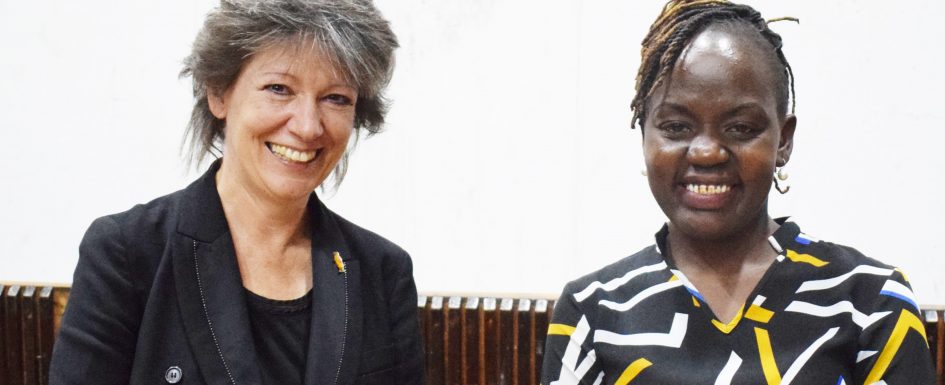Portrait of Lucy Ombaka (right) next to Antje Vollmer (left)